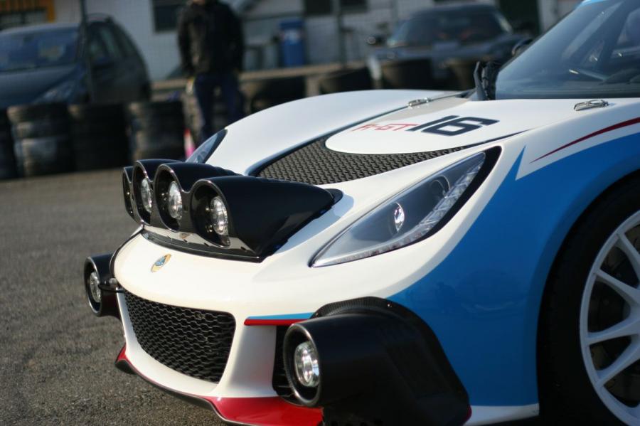  Lotus Exige R-GT Rally Car 2012 года  (фото 3 из 8)